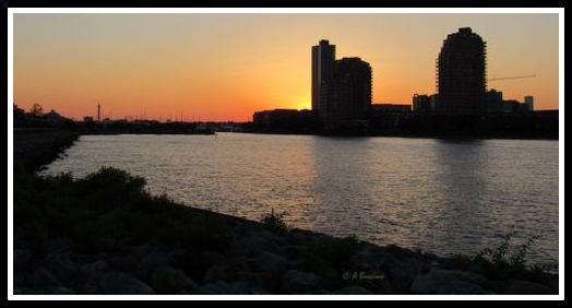 Jersey City, sunset, water scene, Night Photography, © Anthony Buccino